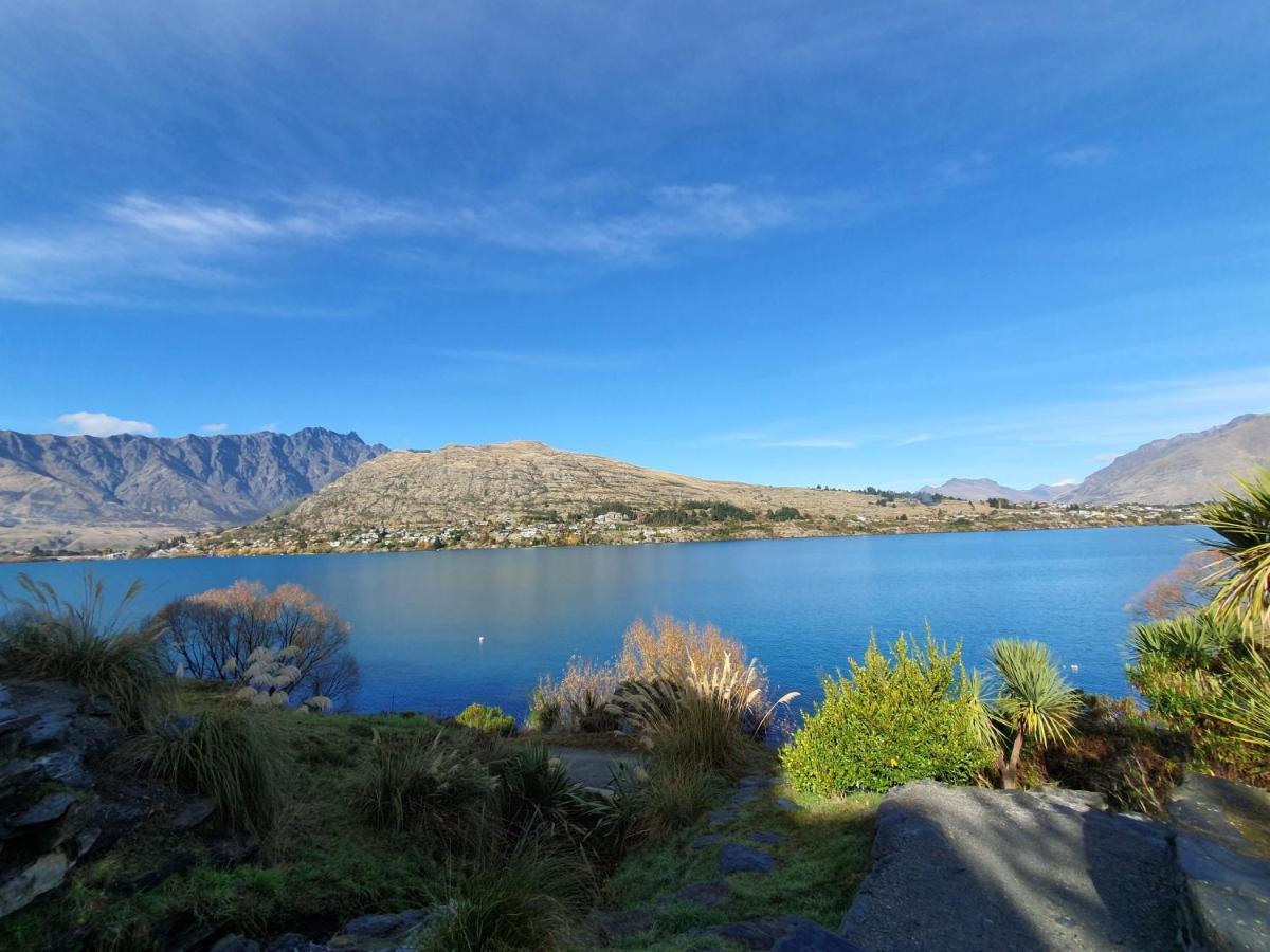 Lakeside Living - Modern 2-Bedroom Apartment Queenstown Extérieur photo