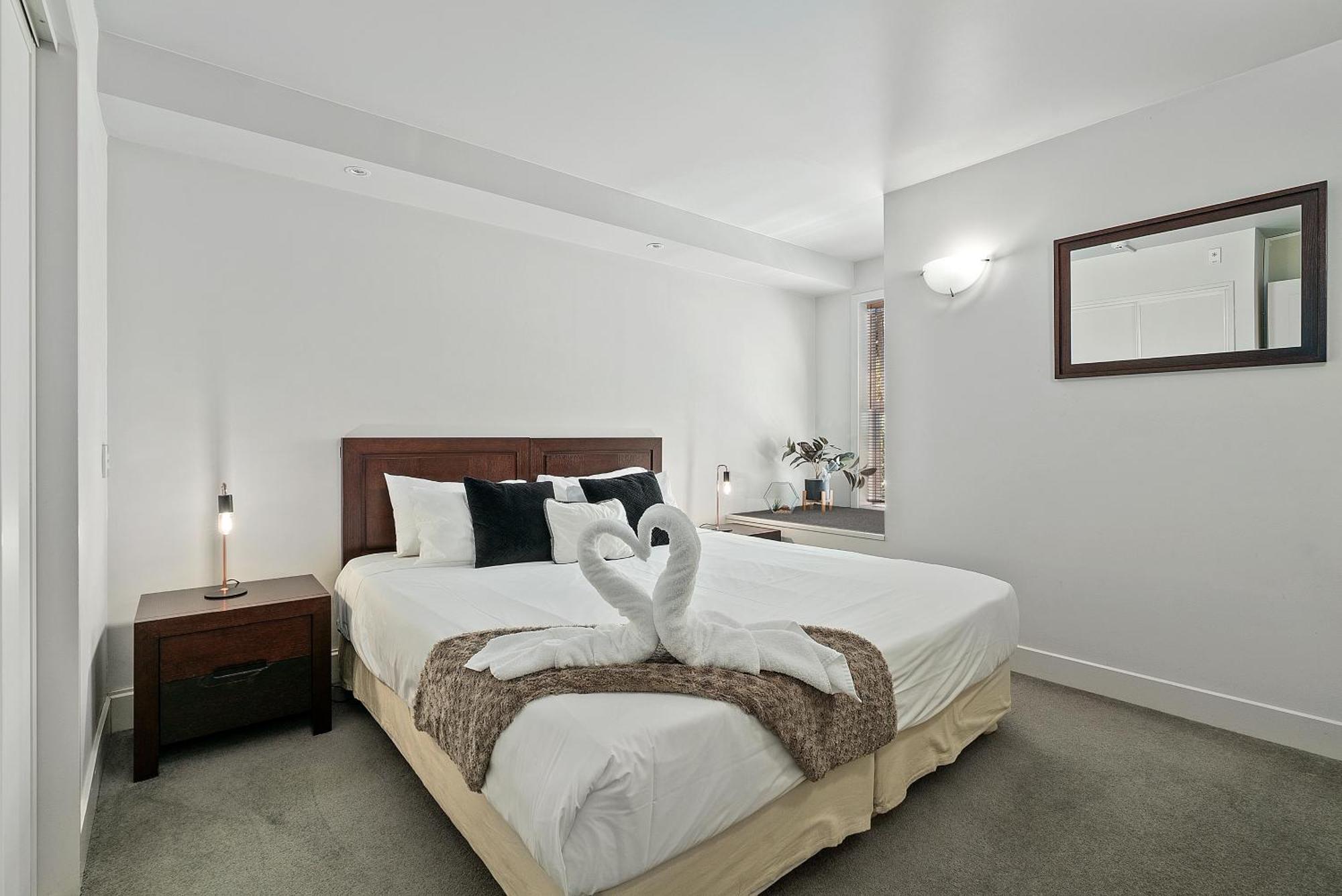 Lakeside Living - Modern 2-Bedroom Apartment Queenstown Extérieur photo